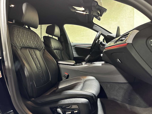 Bmw 520i touring high executive edition m-sport 184pk 2021 (origineel-nl) 5-serie g31, l-194-jx - afbeelding 18 van  20