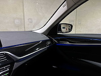 Bmw 520i touring high executive sport-line 5-serie 184pk 2019 (origineel-nl), xg-208-v - afbeelding 27 van  45