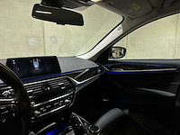 Bmw 520i touring high executive sport-line 5-serie 184pk 2019 (origineel-nl), xg-208-v - afbeelding 19 van  31