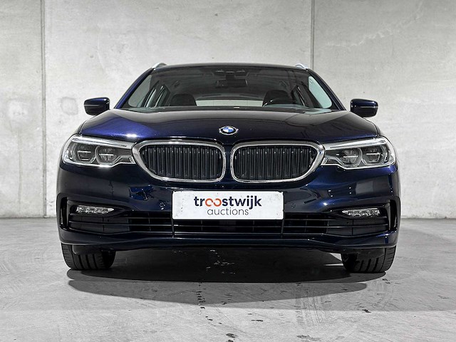 Bmw 520i touring high executive sport-line 5-serie 184pk 2019 (origineel-nl), xg-208-v - afbeelding 4 van  31