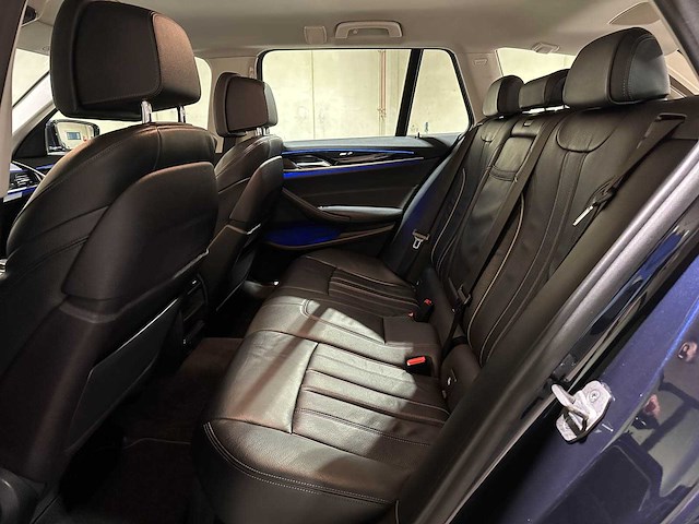 Bmw 520i touring high executive sport-line 5-serie 184pk 2019 (origineel-nl), xg-208-v - afbeelding 9 van  20
