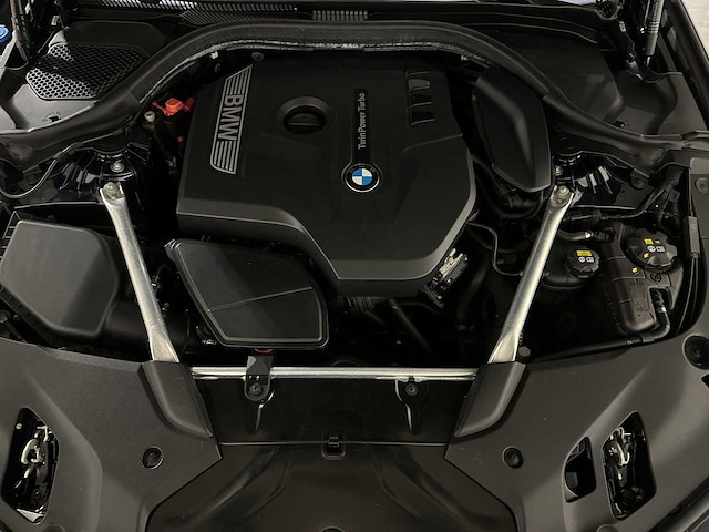 Bmw 520i touring high executive sport-line 5-serie 184pk 2019 (origineel-nl), xg-208-v - afbeelding 16 van  20