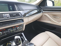 Bmw 520i touring luxury edition automaat; 8-xdh-66 - afbeelding 13 van  13