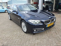 Bmw 520i touring luxury edition automaat; 8-xdh-66 - afbeelding 3 van  13