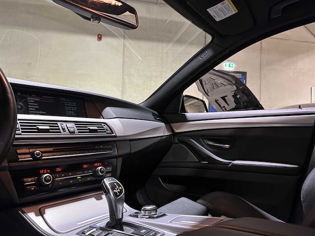 Bmw 520i touring m-sport high executive 5-serie 184pk 2013, 92-zln-9 - afbeelding 13 van  42