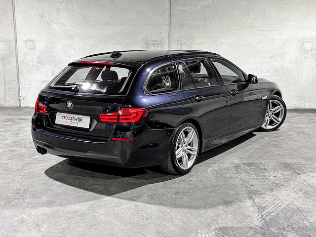 Bmw 520i touring m-sport high executive 5-serie 184pk 2013, 92-zln-9 - afbeelding 2 van  42