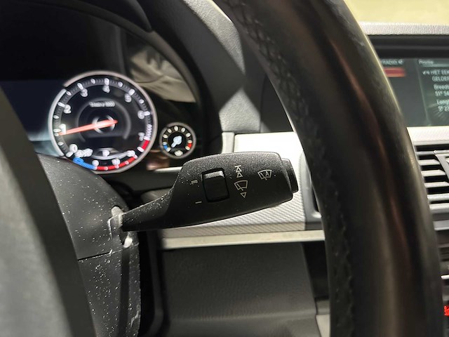 Bmw 520i touring m-sport high executive 5-serie 184pk 2013, 92-zln-9 - afbeelding 18 van  42