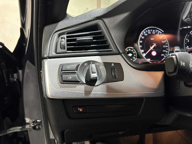 Bmw 520i touring m-sport high executive 5-serie 184pk 2013, 92-zln-9 - afbeelding 14 van  42