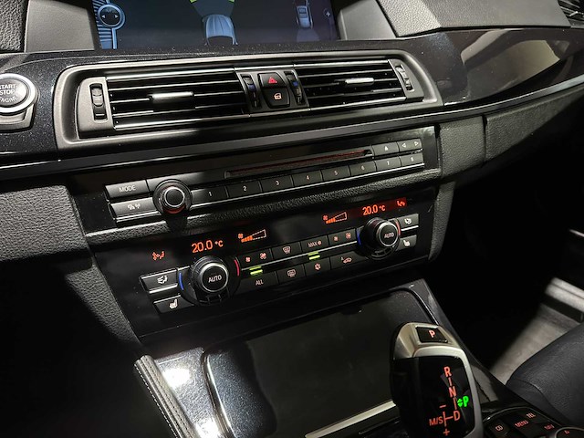 Bmw 523i touring high executive 204pk 2010 5-serie, 3-zkf-44 - afbeelding 27 van  45