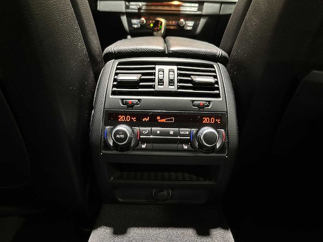 Bmw 523i touring high executive 204pk 2010 5-serie, 3-zkf-44 - afbeelding 33 van  45