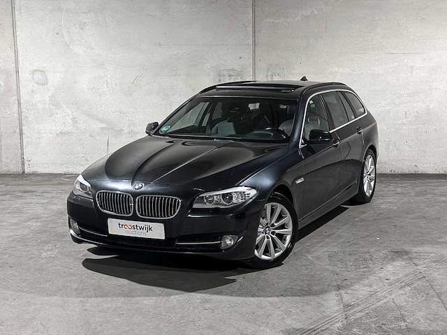 Bmw 523i touring high executive 204pk 2010 5-serie, 3-zkf-44 - afbeelding 3 van  45