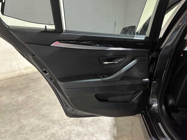 Bmw 523i touring high executive 204pk 2010 5-serie, 3-zkf-44 - afbeelding 26 van  45