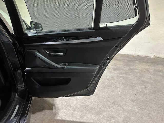 Bmw 523i touring high executive 204pk 2010 5-serie, 3-zkf-44 - afbeelding 30 van  45