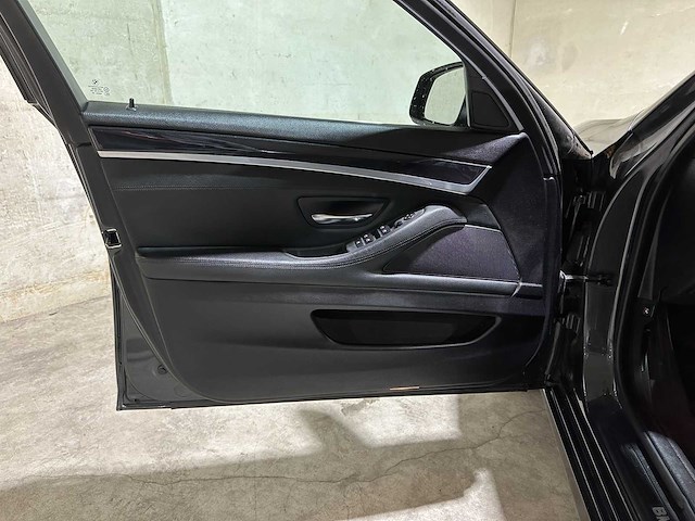 Bmw 523i touring high executive 204pk 2010 5-serie, 3-zkf-44 - afbeelding 25 van  45