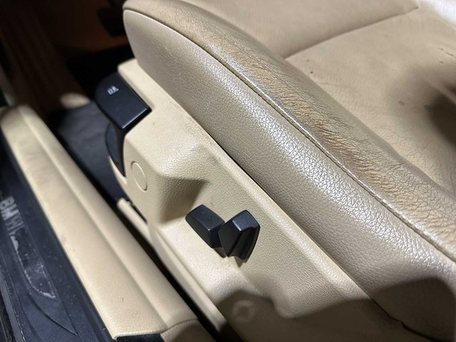 Bmw 523i touring high executive 204pk 2010 5-serie f11, l-790-vl - afbeelding 16 van  25