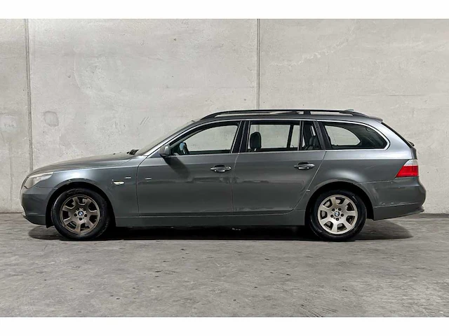 Bmw 525i 5-serie touring 218pk 2007 (automaat), h-790-st - afbeelding 8 van  52