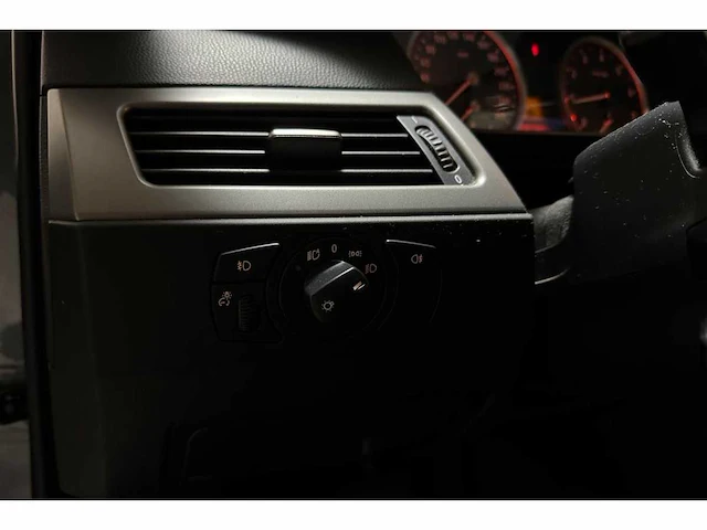 Bmw 525i 5-serie touring 218pk 2007 (automaat), h-790-st - afbeelding 10 van  52