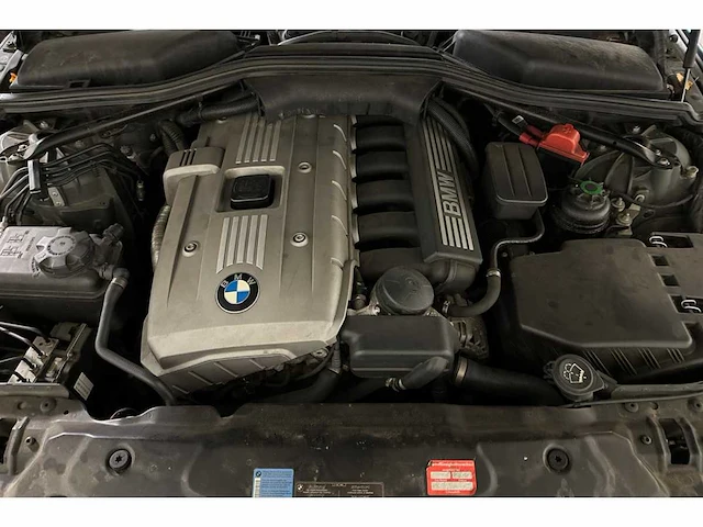 Bmw 525i 5-serie touring 218pk 2007 (automaat), h-790-st - afbeelding 33 van  52