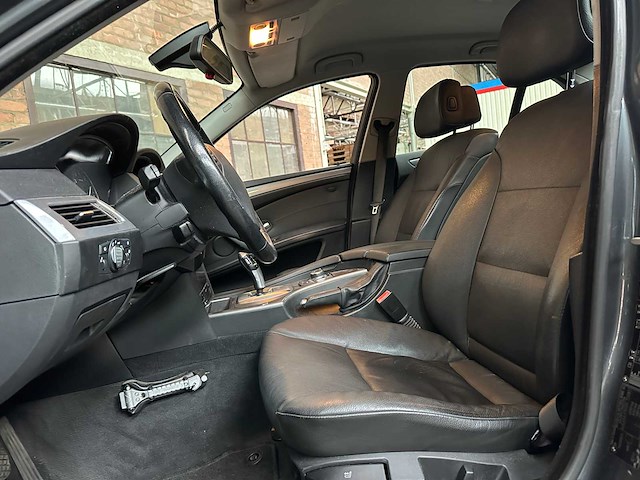 Bmw 525i business line edition ii 218pk 2009 5-serie, 71-jxb-8 youngtimer - afbeelding 19 van  35