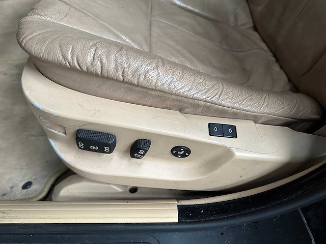 Bmw 528i executive 193pk 1997 (origineel-nl) 5-serie e39, rn-zl-11 - afbeelding 32 van  54