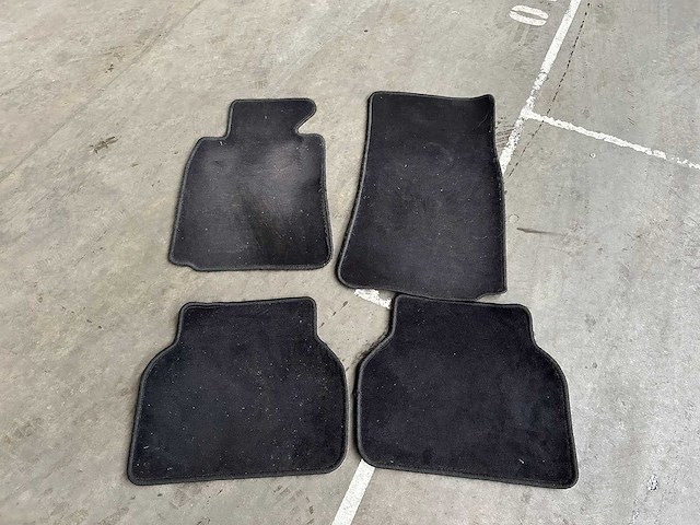 Bmw 528i executive 193pk 1997 (origineel-nl) 5-serie e39, rn-zl-11 - afbeelding 31 van  54