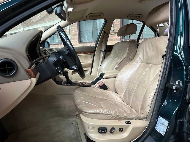 Bmw 528i executive 193pk 1997 (origineel-nl) 5-serie e39, rn-zl-11 - afbeelding 44 van  54