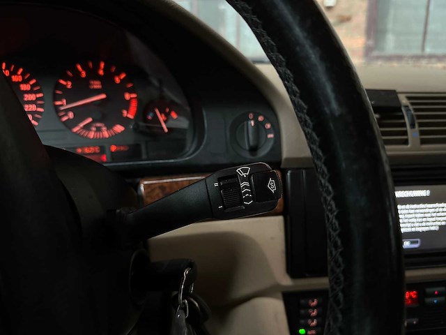 Bmw 528i executive 193pk 1997 (origineel-nl) 5-serie e39, rn-zl-11 - afbeelding 19 van  54