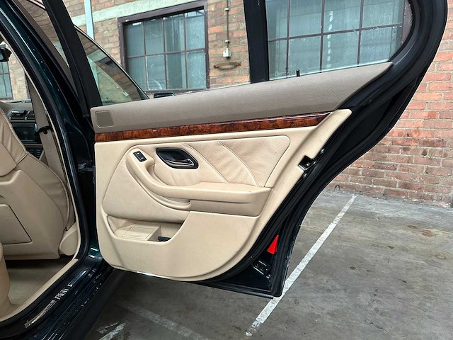 Bmw 528i executive 193pk 1997 (origineel-nl) 5-serie e39, rn-zl-11 - afbeelding 33 van  54