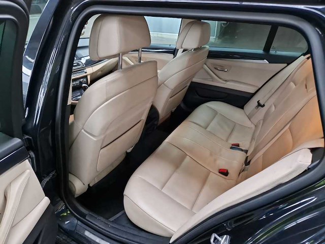 Bmw 528i touring high executive automaat; 59-thg-6 - afbeelding 2 van  15