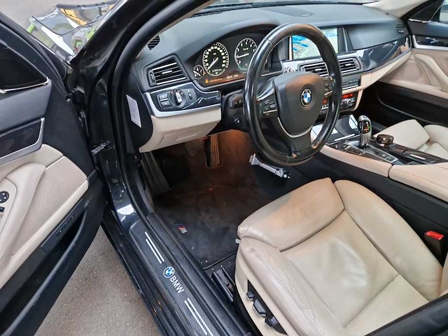 Bmw 528i touring high executive automaat; 59-thg-6 - afbeelding 14 van  15