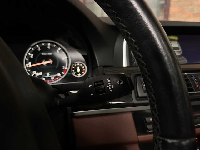 Bmw 528i touring luxury edition f11 245pk 2014 5-serie, 6-tzt-71 - afbeelding 16 van  41