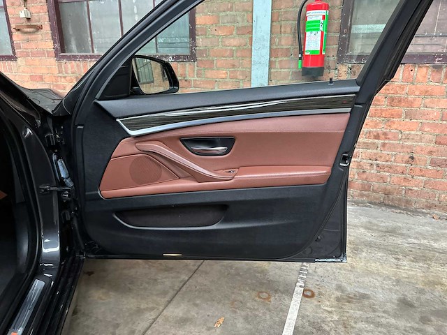 Bmw 528i touring luxury edition f11 245pk 2014 5-serie, 6-tzt-71 - afbeelding 31 van  41