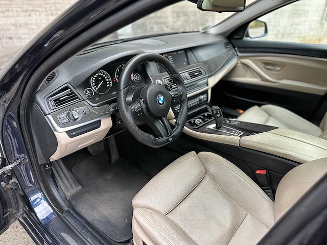 Bmw 530d blueperformance high executive touring 258pk 2011 5-serie, ns-262-v - afbeelding 18 van  61