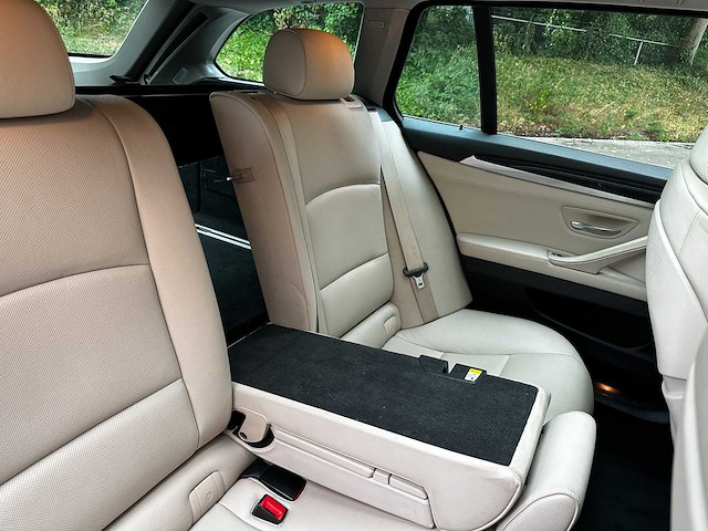 Bmw 530d blueperformance high executive touring 258pk 2011 5-serie, ns-262-v - afbeelding 48 van  61