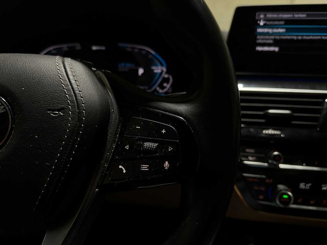 Bmw 530e iperformance high executive 5-serie 252pk 2019 (origineel-nl + 1eigenaar), zt-244-h - afbeelding 16 van  48