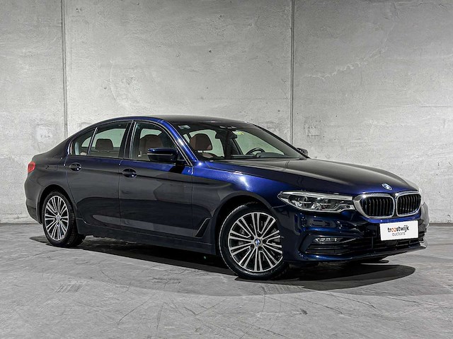 Bmw 530e iperformance high executive 5-serie 252pk 2019 (origineel-nl + 1eigenaar), zt-244-h - afbeelding 44 van  48