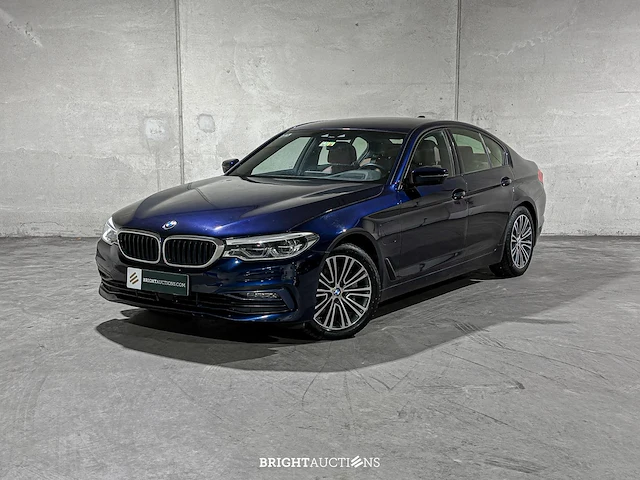 Bmw 530e iperformance high executive 5-serie 252pk 2019 (origineel-nl+1eigenaar), zt-244-h - afbeelding 1 van  47