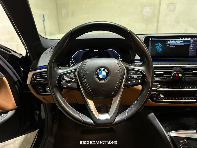 Bmw 530e iperformance high executive 5-serie 252pk 2019 (origineel-nl+1eigenaar), zt-244-h - afbeelding 13 van  47