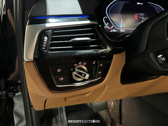 Bmw 530e iperformance high executive 5-serie 252pk 2019 (origineel-nl+1eigenaar), zt-244-h - afbeelding 15 van  47