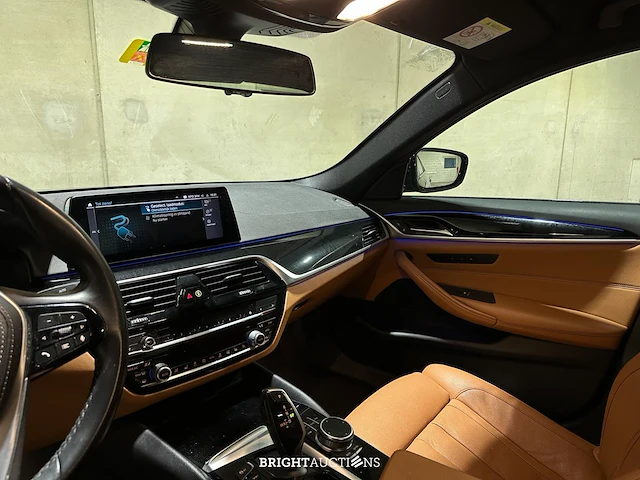Bmw 530e iperformance high executive 5-serie 252pk 2019 (origineel-nl+1eigenaar), zt-244-h - afbeelding 14 van  46