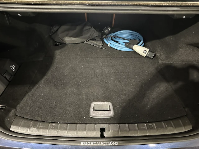 Bmw 530e iperformance high executive 5-serie 252pk 2019 (origineel-nl+1eigenaar), zt-244-h - afbeelding 31 van  46
