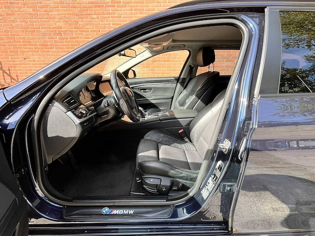 Bmw 530xd touring high executive, automaat, rr-860-x - afbeelding 3 van  21