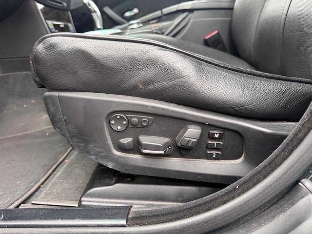 Bmw 530xi touring business line automaat, 61-zr-jr - afbeelding 12 van  19