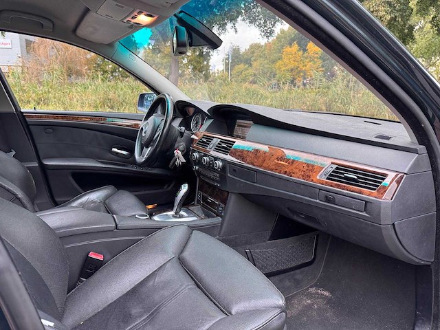 Bmw 530xi touring business line automaat, 61-zr-jr - afbeelding 6 van  19
