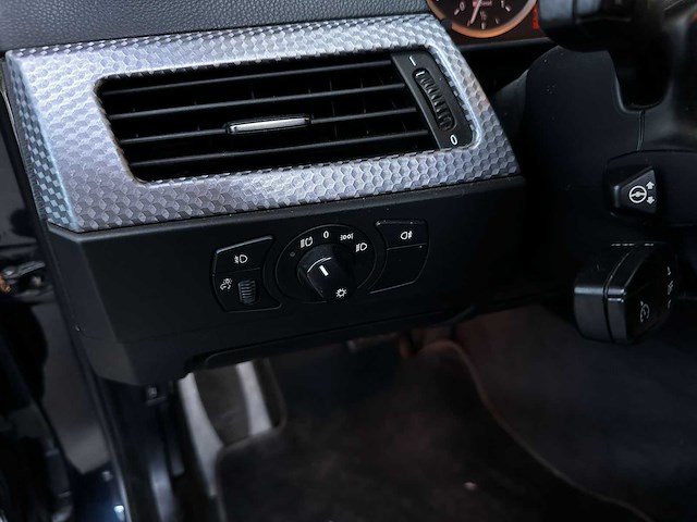 Bmw 535d touring high executive 272pk 2006 (origineel-nl) 5-serie, 09-sv-fx - afbeelding 13 van  43