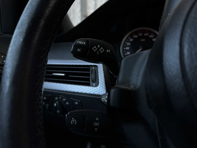 Bmw 535d touring high executive 272pk 2006 (origineel-nl) 5-serie, 09-sv-fx - afbeelding 18 van  43