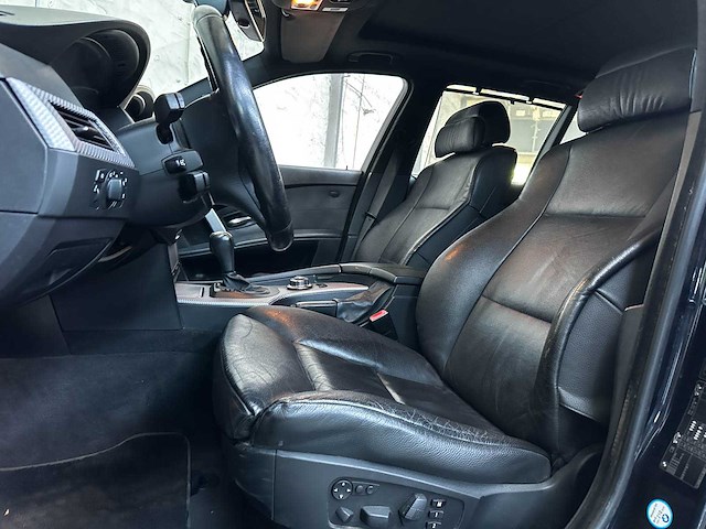 Bmw 535d touring high executive 272pk 2006 (origineel-nl) 5-serie, 09-sv-fx - afbeelding 25 van  43