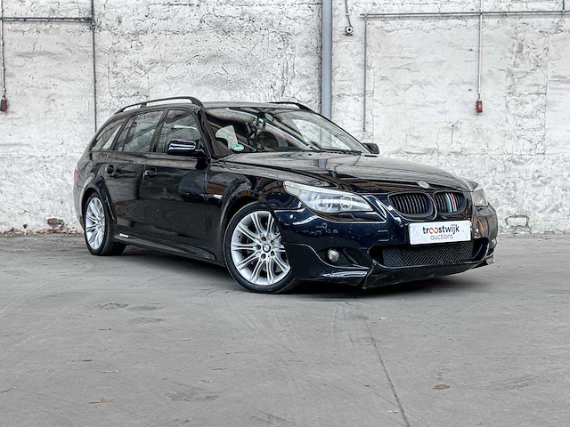 Bmw 535d touring high executive 272pk 2006 (origineel-nl) 5-serie, 09-sv-fx - afbeelding 40 van  43