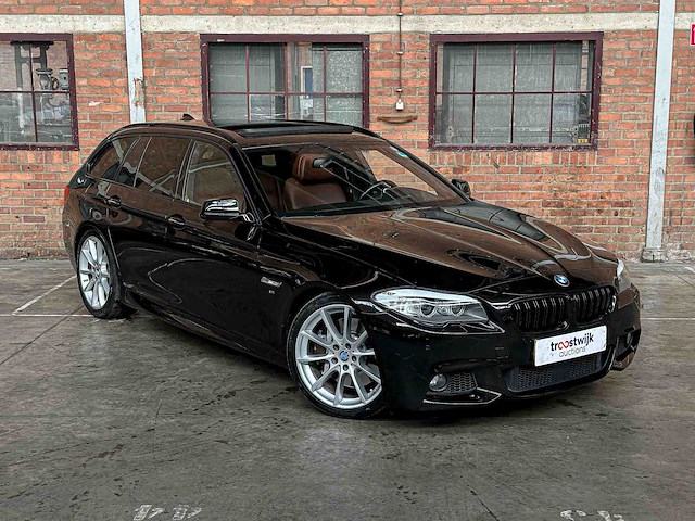 Bmw 550i 4.4 v8 high executive m-sport f11 408pk 2011 5-serie touring, hp-259-j - afbeelding 2 van  59