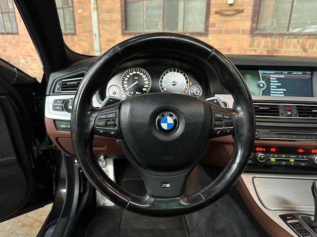 Bmw 550i 4.4 v8 high executive m-sport f11 408pk 2011 5-serie touring, hp-259-j - afbeelding 15 van  59